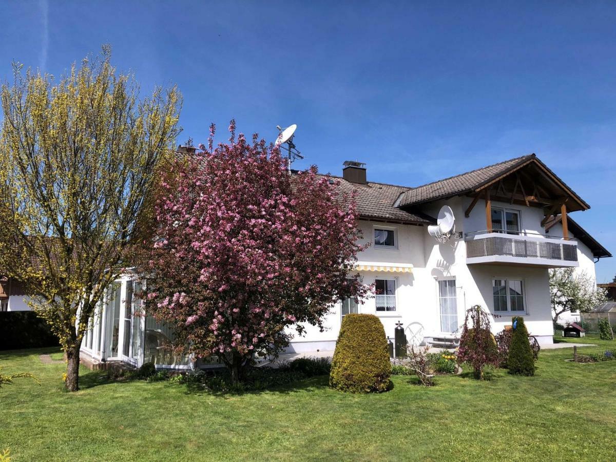 Christl'S Ferienwohnung Marktoberdorf Dış mekan fotoğraf